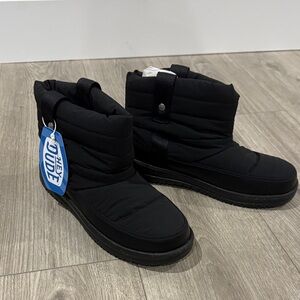 Hey Dude Black Winter Ankle Boots Booties womens 9